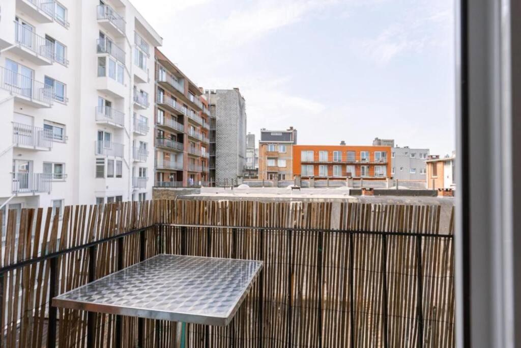 Hugo By The Harbor, Light-Filled And Centrally Located Apartment - Free Parking Ostende Exterior foto