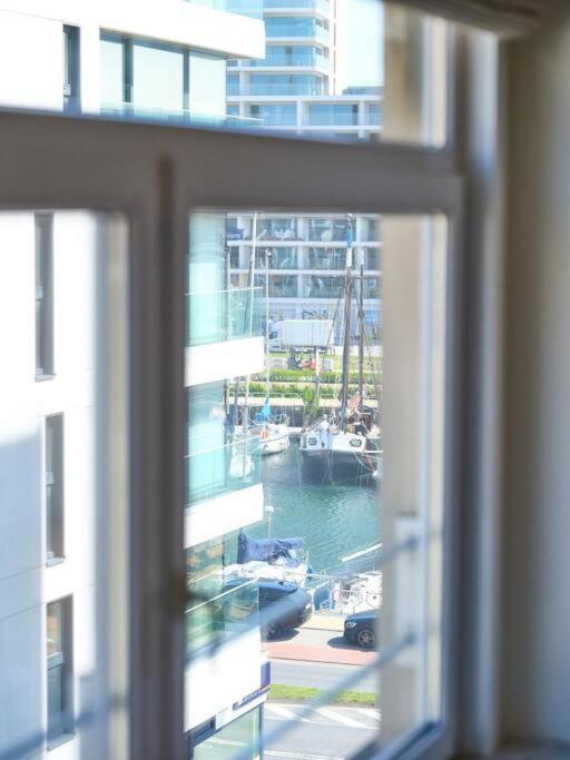 Hugo By The Harbor, Light-Filled And Centrally Located Apartment - Free Parking Ostende Exterior foto