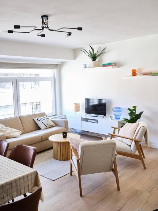 Hugo By The Harbor, Light-Filled And Centrally Located Apartment - Free Parking Ostende Exterior foto